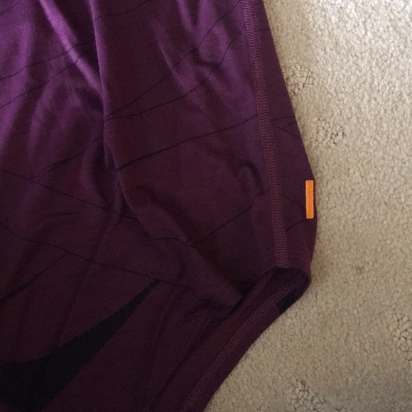 Lucy LS Workout tee size XS - Picture 4 of 8